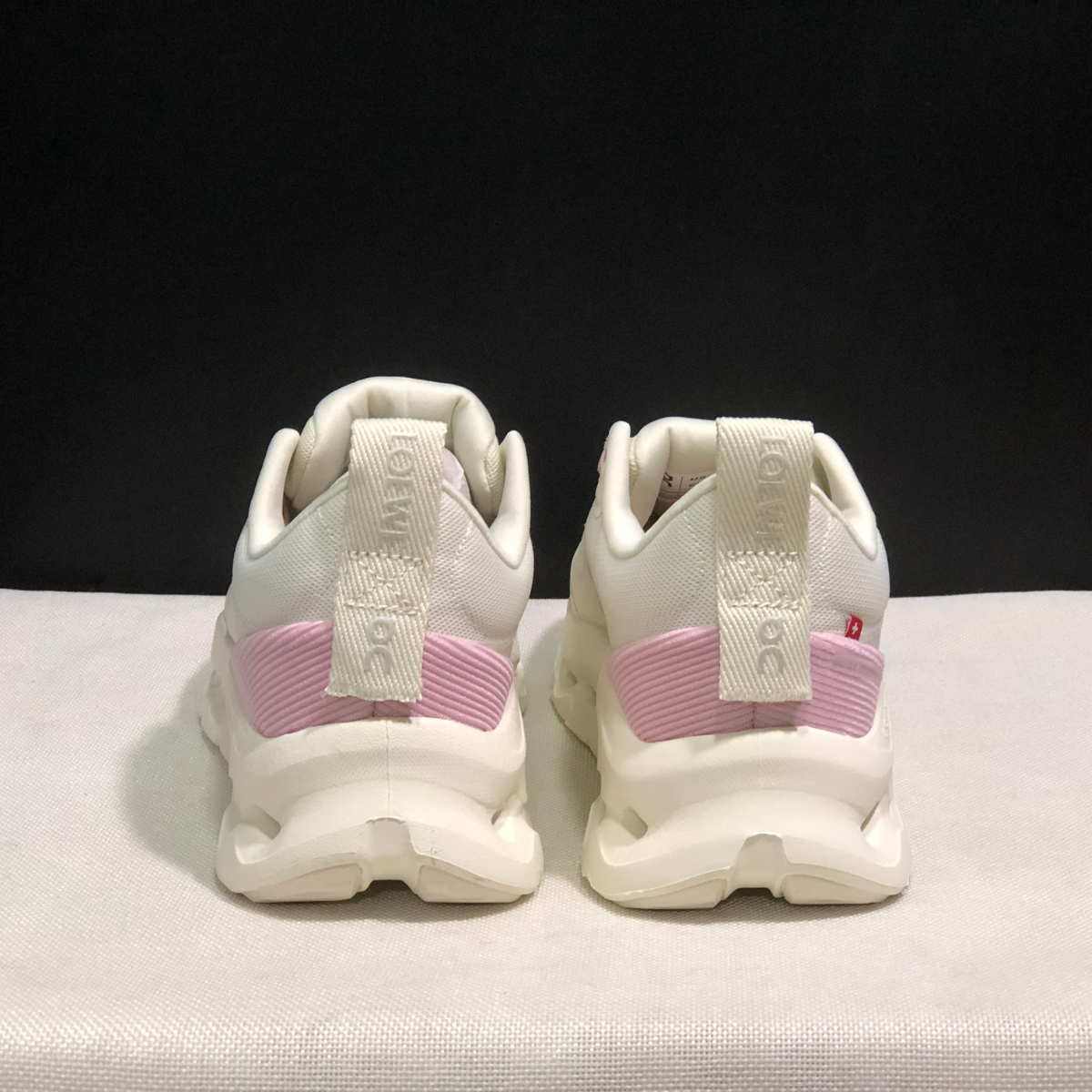 On Cloud × Loewe — Cloudtilt Light Pink