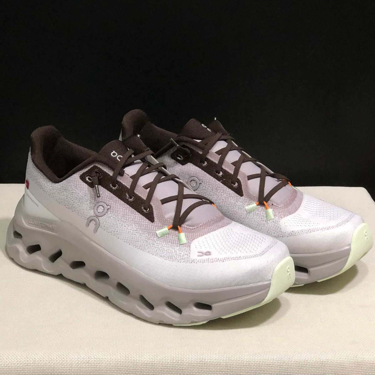 Cloudtilt - Quartz Pearl