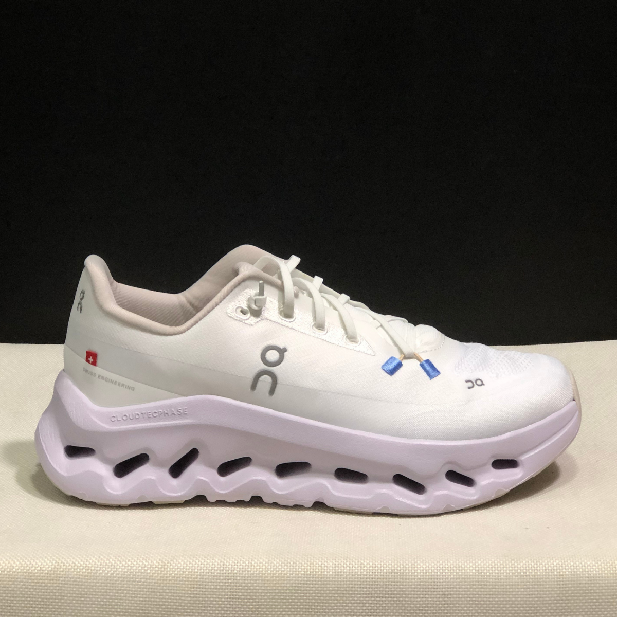 Cloudtilt - Beige Purple